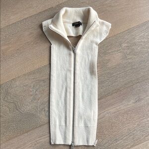 Quince Cream  Zip-In cashmere liner for Quince blazers.